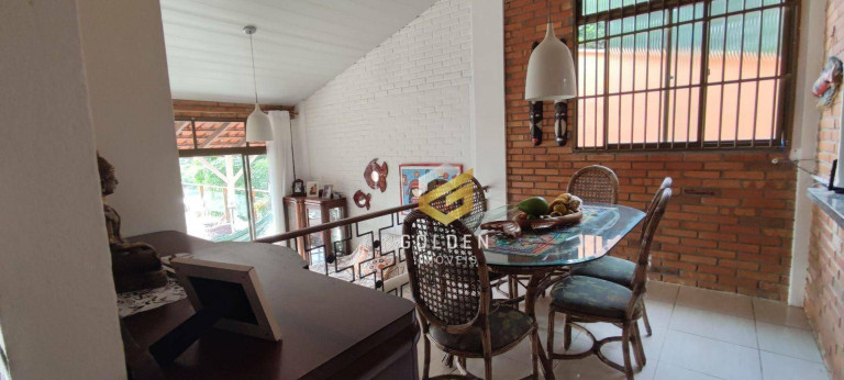 Imagem Casa com 4 Quartos à Venda, 270 m² em Morro Da Cruz - Itajaí Imagem Casa com 4 Quartos à Venda, 270 m² em Morro Da Cruz - Itajaí