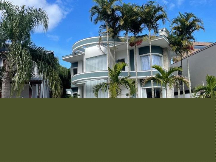Casa com 4 Quartos para Alugar, 400 m² em Jurerê - Florianópolis