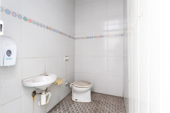 Imagem Casa com 7 Quartos à Venda, 375 m² em Jardim D’abril - São Paulo Imagem Casa com 7 Quartos à Venda, 375 m² em Jardim D’abril - São Paulo