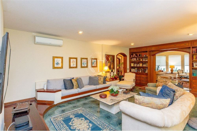 Imagem Casa com 4 Quartos à Venda, 641 m² em Jardim Leonor - São Paulo Imagem Casa com 4 Quartos à Venda, 641 m² em Jardim Leonor - São Paulo
