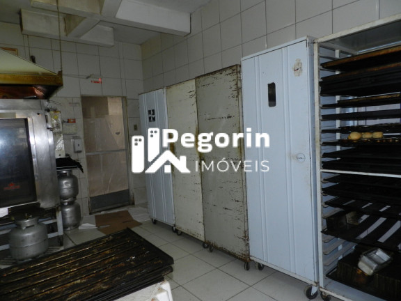 Imagem Casa com 3 Quartos à Venda, 298 m² em Emiliano Perneta - Pinhais