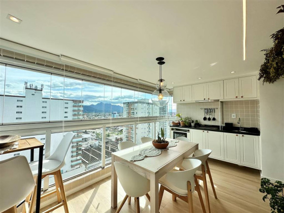 Apartamento com 2 Quartos à Venda, 89 m² em Caiçara - Praia Grande