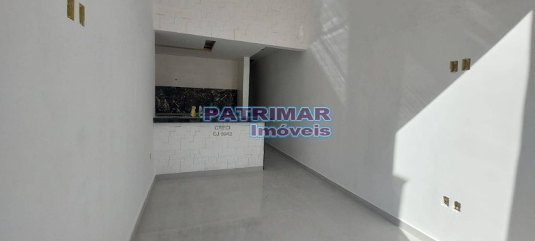 Imagem Casa com 2 Quartos à Venda, 240 m² em Itaipuaçu - Maricá Imagem Casa com 2 Quartos à Venda, 240 m² em Itaipuaçu - Maricá