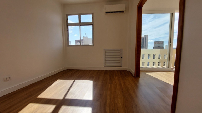 Imagem Apartamento com 2 Quartos à Venda, 76 m² em Centro - Curitiba Imagem Apartamento com 2 Quartos à Venda, 76 m² em Centro - Curitiba