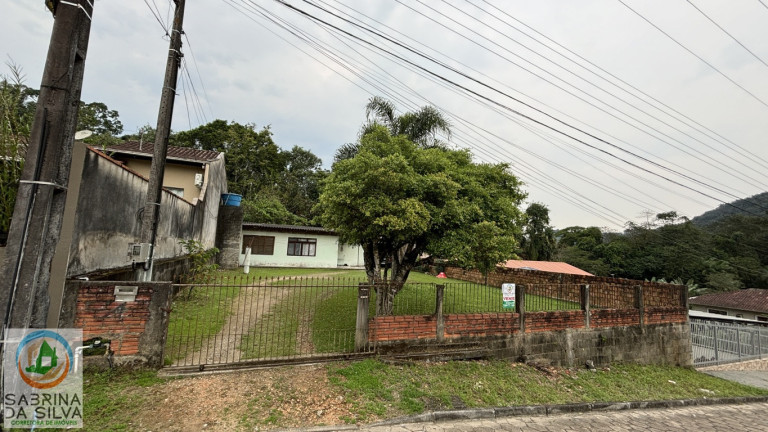 Imagem Casa com 3 Quartos à Venda, 100 m² em Itoupavazinha - Blumenau Imagem Casa com 3 Quartos à Venda, 100 m² em Itoupavazinha - Blumenau