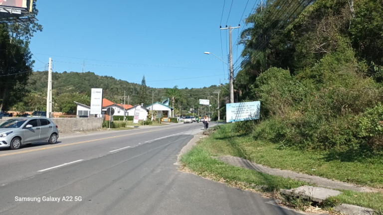 Imagem Terreno à Venda, em Itacorubi - Florianópolis Imagem Terreno à Venda, em Itacorubi - Florianópolis