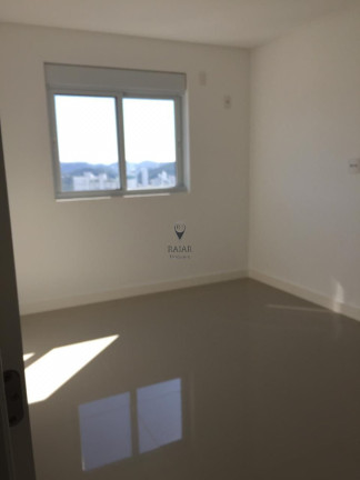 Imagem Cobertura com 4 Quartos à Venda,  em Centro - Balneário Camboriú