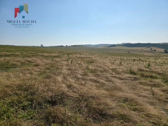 Imagem Imóvel com 2 Quartos para Alugar, 3.872.000 m² em área Rural De Sorocaba - Sorocaba Imagem Imóvel com 2 Quartos para Alugar, 3.872.000 m² em área Rural De Sorocaba - Sorocaba