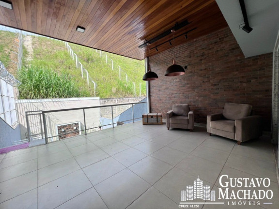 Imagem Casa com 3 Quartos à Venda, 224 m² em Jardim Amália - Volta Redonda
