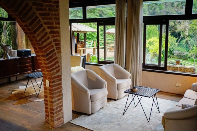 Imagem Casa com 4 Quartos à Venda, 630 m² em Jardim Embaixador - Campos Do Jordão Imagem Casa com 4 Quartos à Venda, 630 m² em Jardim Embaixador - Campos Do Jordão