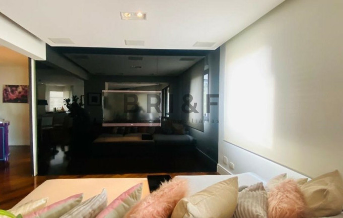 Imagem Apartamento com 2 Quartos à Venda, 140 m² em Brooklin - São Paulo Imagem Apartamento com 2 Quartos à Venda, 140 m² em Brooklin - São Paulo