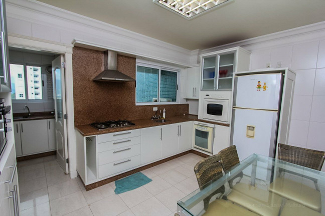 Imagem Apartamento com 3 Quartos à Venda, 165 m² em Centro - Balneário Camboriú