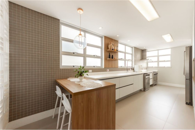 Imagem Apartamento com 3 Quartos à Venda, 198 m² em Itaim Bibi - São Paulo