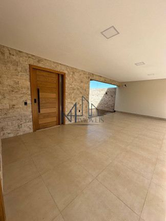 Imagem Casa com 3 Quartos à Venda, 360 m² em Setor Cristina Ii Expansão - Trindade Imagem Casa com 3 Quartos à Venda, 360 m² em Setor Cristina Ii Expansão - Trindade
