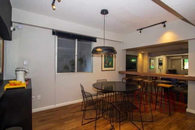 Imagem Apartamento com 1 Quarto à Venda, 18 m² em Centro Histórico - Porto Alegre Imagem Apartamento com 1 Quarto à Venda, 18 m² em Centro Histórico - Porto Alegre