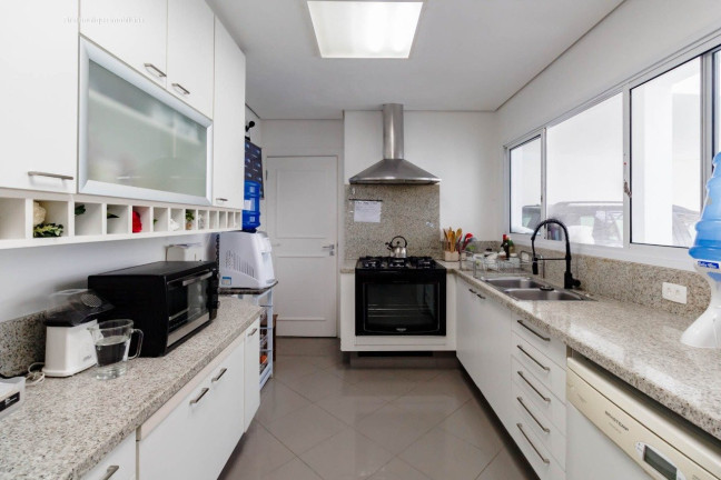 Imagem Casa com 4 Quartos à Venda, 408 m² em Jardim Europa - São Paulo Imagem Casa com 4 Quartos à Venda, 408 m² em Jardim Europa - São Paulo