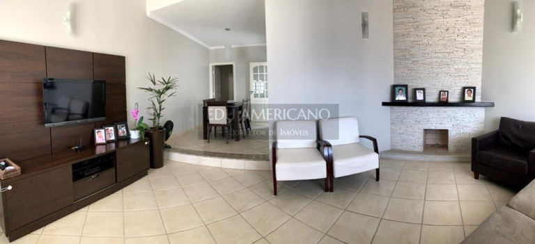 Imagem Casa com 2 Quartos à Venda, 200 m² em Jardim Tapajós - Atibaia Imagem Casa com 2 Quartos à Venda, 200 m² em Jardim Tapajós - Atibaia