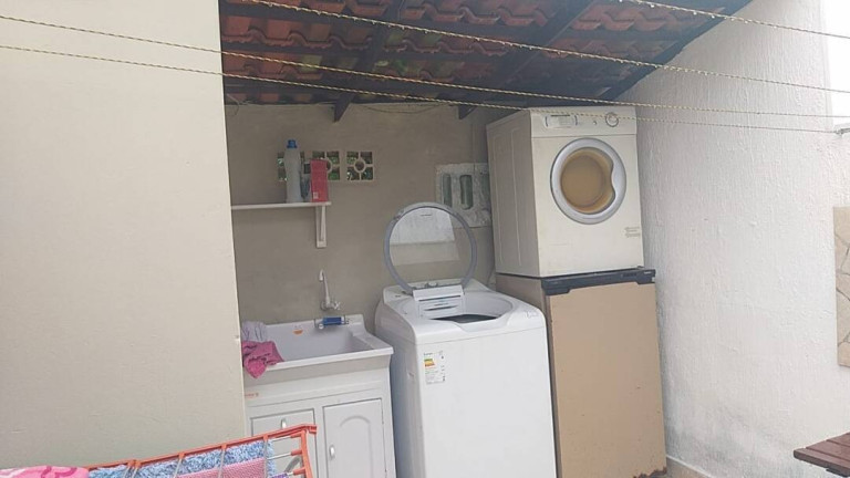 Imagem Casa com 4 Quartos à Venda, em Rio Tavares - Florianópolis Imagem Casa com 4 Quartos à Venda, em Rio Tavares - Florianópolis