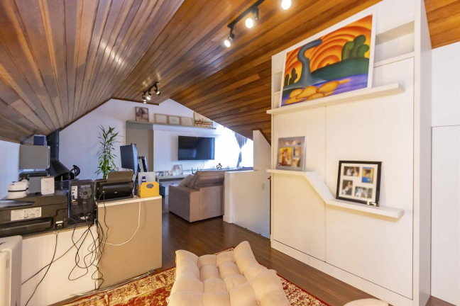 Imagem Casa de Condomínio com 3 Quartos à Venda, 175 m² em Uberaba - Curitiba