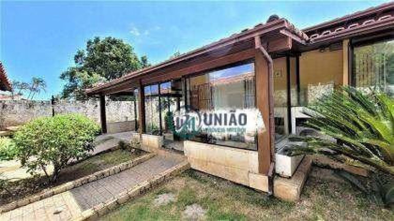 Imagem Casa com 3 Quartos à Venda, 277 m² em Maravista - Niterói