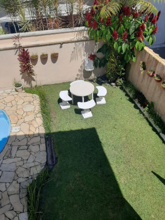 Imagem Imóvel com 4 Quartos à Venda, 300 m² Imagem Imóvel com 4 Quartos à Venda, 300 m²