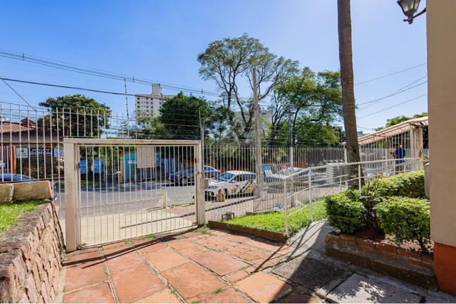 Imagem Apartamento com 2 Quartos à Venda, 48 m² em Passo Da Areia - Porto Alegre Imagem Apartamento com 2 Quartos à Venda, 48 m² em Passo Da Areia - Porto Alegre