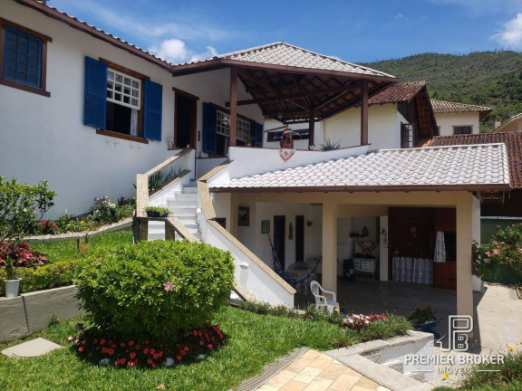 Imagem Casa com 4 Quartos à Venda, 388 m² em Tijuca - Teresópolis Imagem Casa com 4 Quartos à Venda, 388 m² em Tijuca - Teresópolis