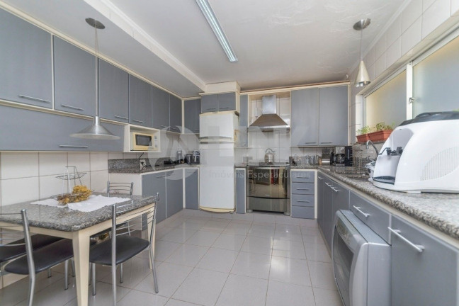 Imagem Apartamento com 3 Quartos à Venda, 190 m² em Moinhos De Vento - Porto Alegre