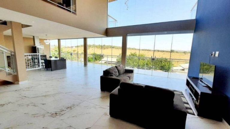 Imagem Casa com 3 Quartos à Venda, 560 m² em Granjas Rurais Reunidas São Judas Tadeu - Taubaté Imagem Casa com 3 Quartos à Venda, 560 m² em Granjas Rurais Reunidas São Judas Tadeu - Taubaté