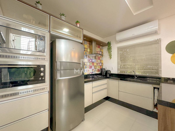 Imagem Casa com 3 Quartos à Venda, 150 m² em Centro - Schroeder Imagem Casa com 3 Quartos à Venda, 150 m² em Centro - Schroeder
