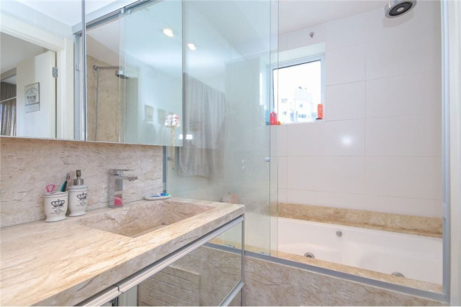 Imagem Apartamento com 2 Quartos à Venda, 102 m² em Jardim Europa - Porto Alegre