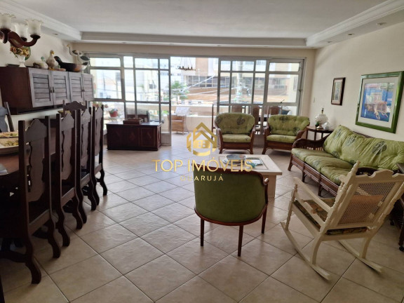 Apartamento com 3 Quartos para Alugar, 170 m² em Pitangueiras - Guarujá