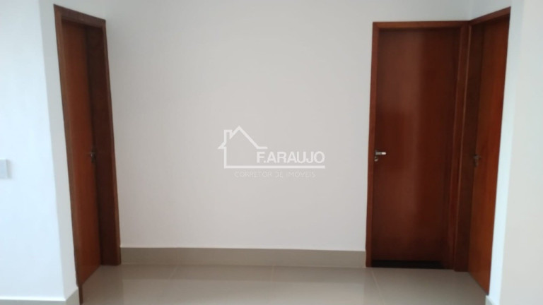 Imagem Imóvel com 3 Quartos à Venda, 184 m² em Cajuru Do Sul - Sorocaba Imagem Imóvel com 3 Quartos à Venda, 184 m² em Cajuru Do Sul - Sorocaba