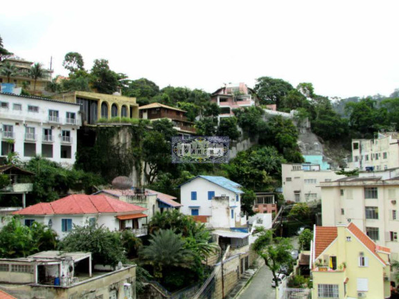 Imagem Cobertura com 3 Quartos à Venda, 140 m² em Laranjeiras - Rio De Janeiro Imagem Cobertura com 3 Quartos à Venda, 140 m² em Laranjeiras - Rio De Janeiro
