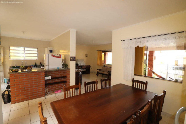 Imagem Casa com 3 Quartos à Venda, 113 m² em Balneário Oásis - Peruíbe
