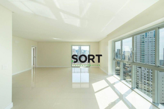 Imagem Apartamento com 4 Quartos à Venda, 146 m² em Centro - Balneário Camboriú