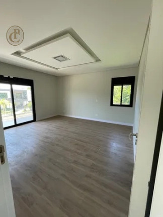 Sobrado com 5 Quartos à Venda, 400 m² em Jardim Do Golfe 2 - São José Dos Campos