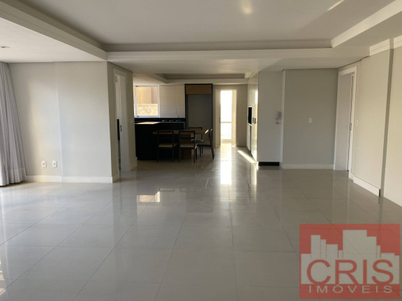 Imagem Apartamento com 3 Quartos à Venda, 421 m² em Maria Goretti - Bento Gonçalves Imagem Apartamento com 3 Quartos à Venda, 421 m² em Maria Goretti - Bento Gonçalves