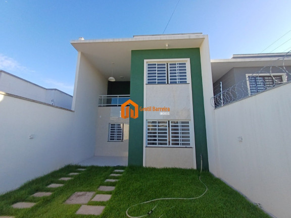 Casa com 3 Quartos à Venda, 170 m² em Centro - Eusébio