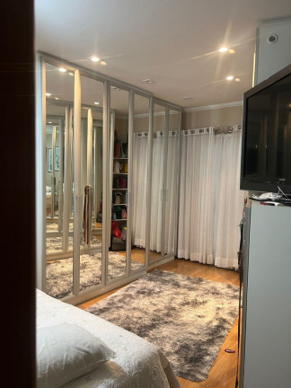 Imagem Casa com 3 Quartos à Venda, 380 m² em Parque Das Nações - Santo André Imagem Casa com 3 Quartos à Venda, 380 m² em Parque Das Nações - Santo André