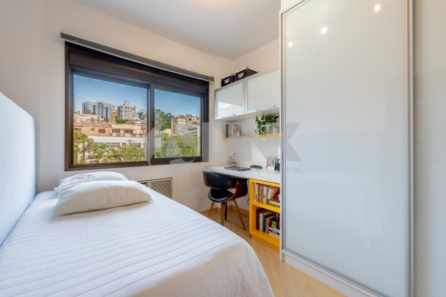 Imagem Apartamento com 2 Quartos à Venda, 81 m² em Auxiliadora - Porto Alegre Imagem Apartamento com 2 Quartos à Venda, 81 m² em Auxiliadora - Porto Alegre