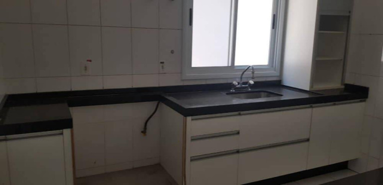 Imagem Imóvel com 3 Quartos à Venda, 1.830.000 m² em São Paulo - Jundiaí Imagem Imóvel com 3 Quartos à Venda, 1.830.000 m² em São Paulo - Jundiaí