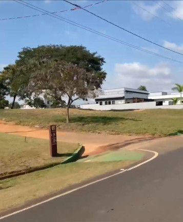 Terreno em Condomínio à Venda, 450 m² em Paranapanema