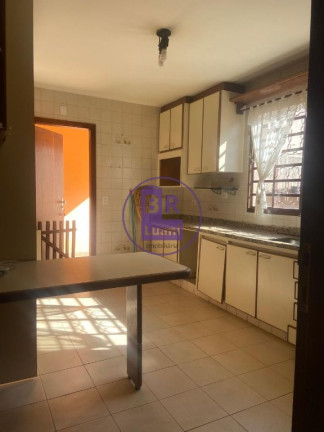 Imagem Sobrado com 3 Quartos à Venda, 295 m² em Lima Azevedo - Londrina Imagem Sobrado com 3 Quartos à Venda, 295 m² em Lima Azevedo - Londrina