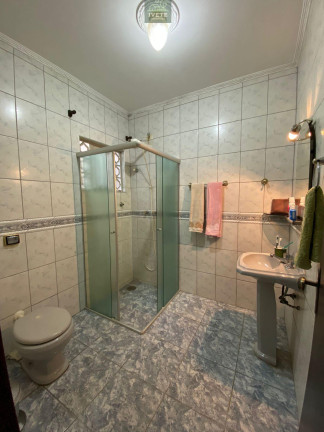 Imagem Casa com 3 Quartos à Venda, 250 m²