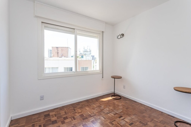 Imagem Imóvel com 1 Quarto à Venda, 40 m² em Petrópolis - Porto Alegre