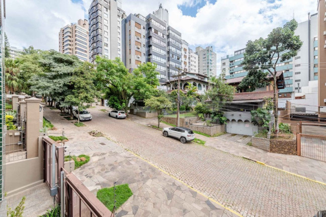 Imagem Apartamento com 2 Quartos à Venda, 180 m² em Bela Vista - Porto Alegre Imagem Apartamento com 2 Quartos à Venda, 180 m² em Bela Vista - Porto Alegre