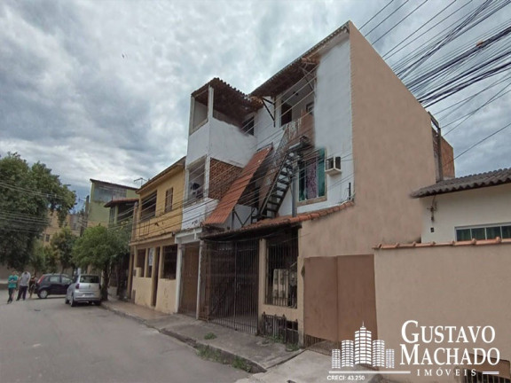 Casa com 3 Quartos à Venda, 300 m² em Volta Grande - Volta Redonda