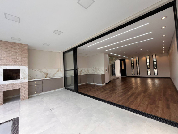 Imagem Sobrado com 3 Quartos à Venda, 250 m² em Recanto Tropical - Cascavel Imagem Sobrado com 3 Quartos à Venda, 250 m² em Recanto Tropical - Cascavel