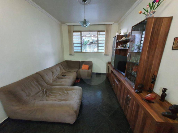 Imagem Casa com 3 Quartos à Venda, 216 m² em Paraíso - Belo Horizonte Imagem Casa com 3 Quartos à Venda, 216 m² em Paraíso - Belo Horizonte